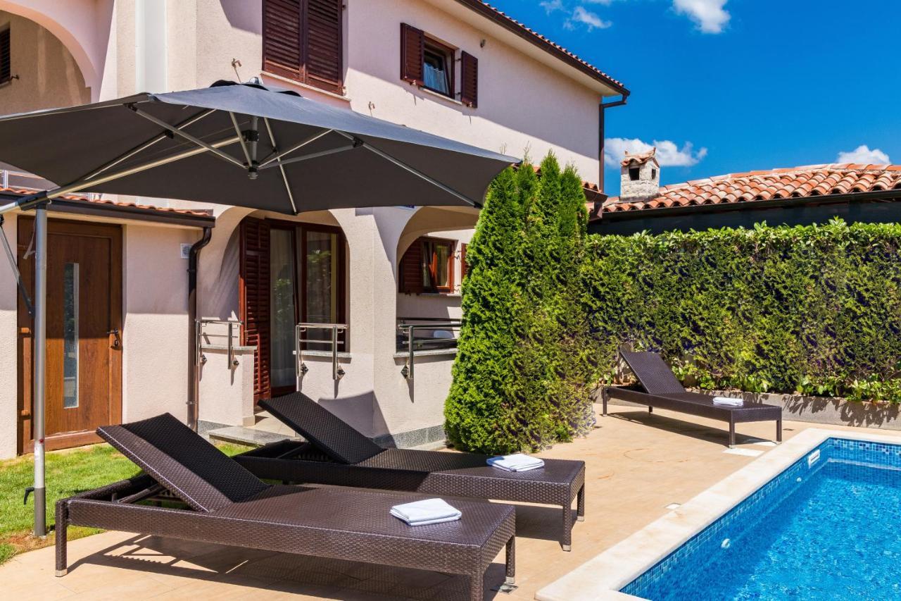 Apartmani Kazun - App1 Fažana Exterior foto