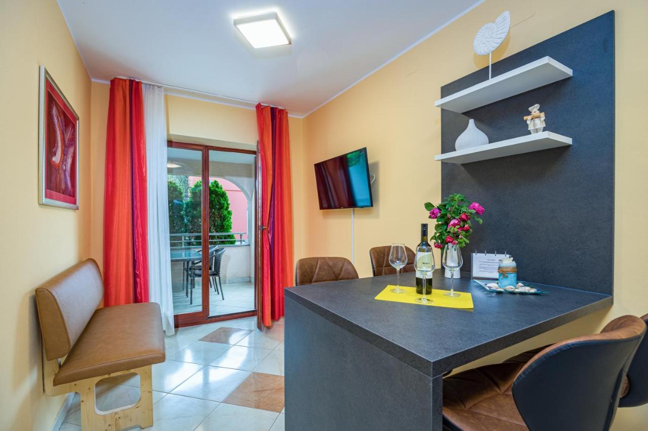 Apartmani Kazun - App1 Fažana Exterior foto